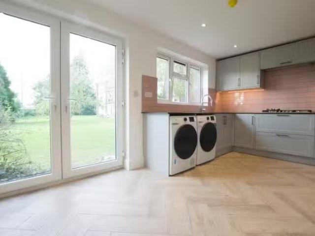 House for rent in St Albans, Five Acres