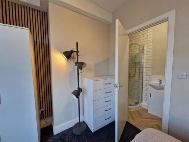House for rent in Langley Green, West Midlands