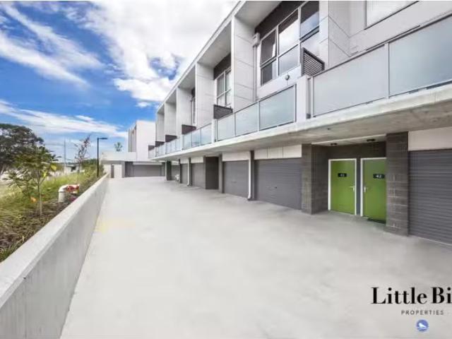 Condo for rent in Amaroo, District of Gungahlin