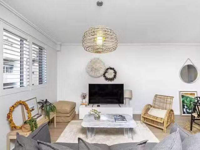 House for rent in Dee Why, New South Wales