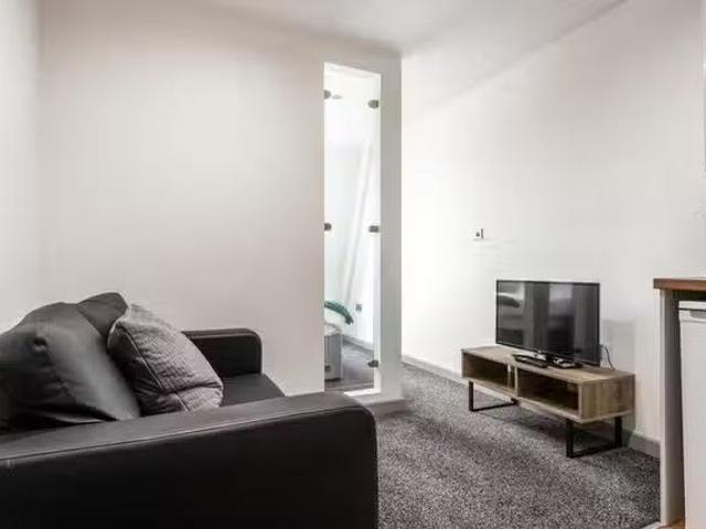 Apartment for rent in Woolshops, Halifax
