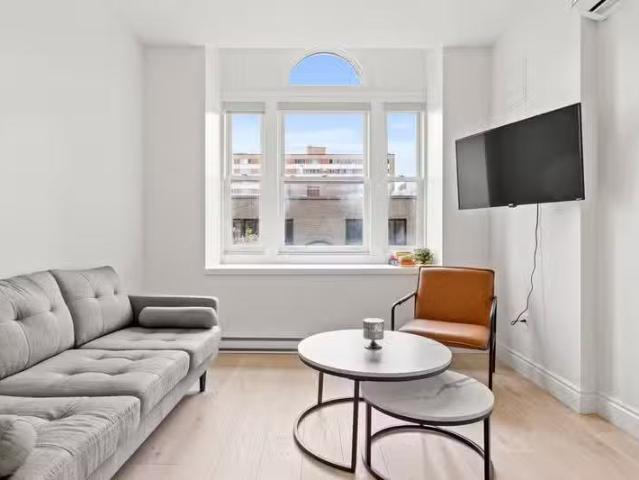 Condo for rent in St. Leonard's, Quebec