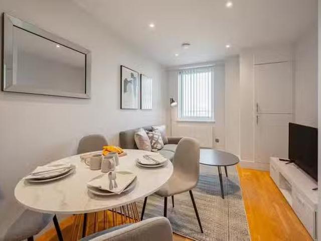 Apartment for rent in Eastleigh, Helford