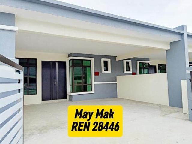Terraced House for sale in Malaka