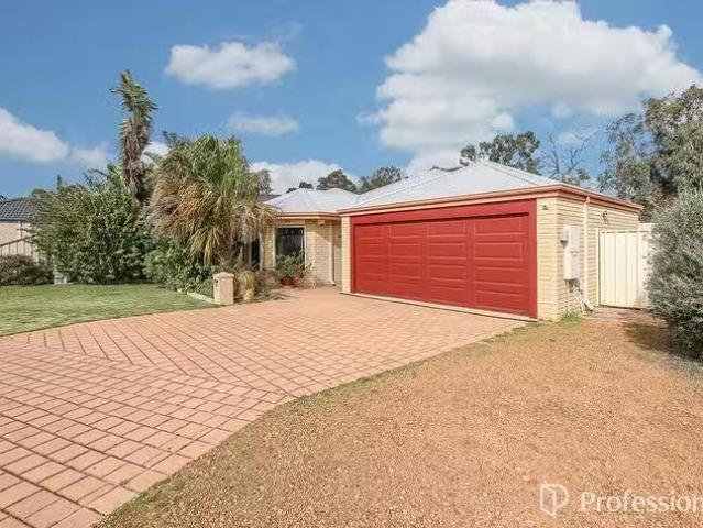 House for rent in High Wycombe, Western Australia