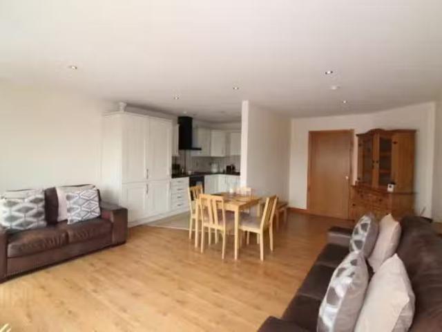 Apartment to rent in Gorteeny, Connacht