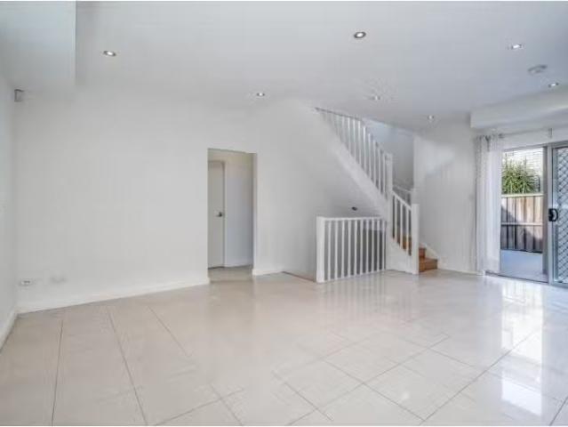 Condo for rent in Sydney, New South Wales