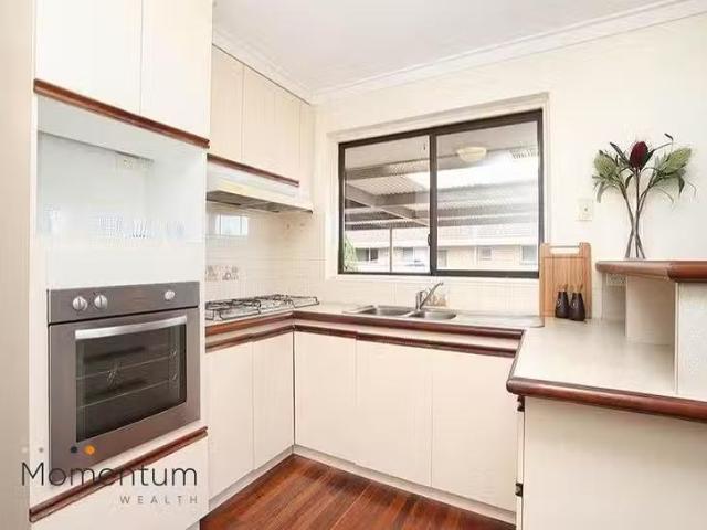 House for rent in Hamilton Hill, Western Australia