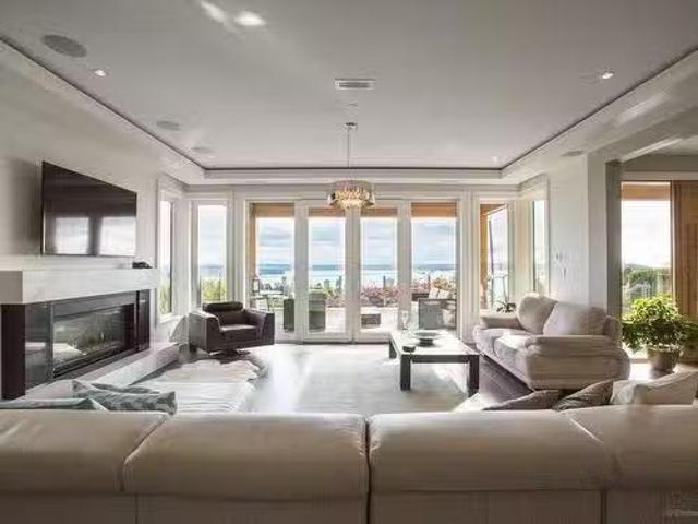 House for rent in West Vancouver, British Columbia