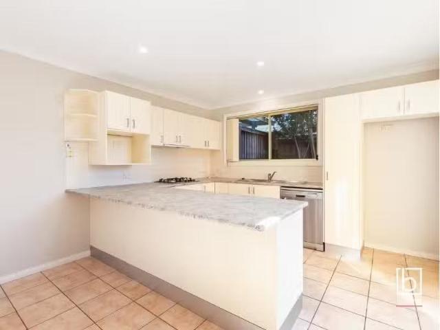 House for rent in Wyoming, New South Wales