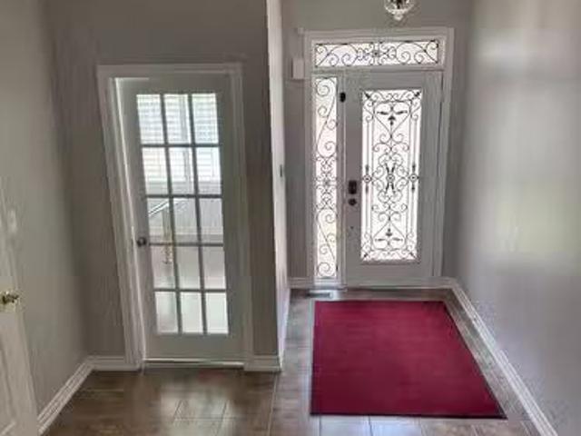 House for rent in Georgina, Ontario