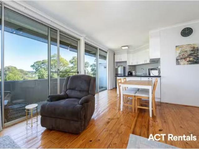 Apartment for rent in Woden, Australian Capital Territory