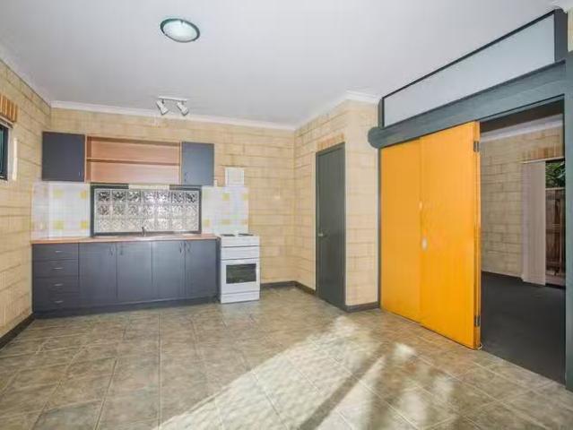 Apartment for rent in Cockburn, Western Australia