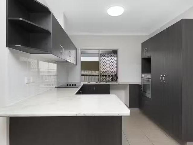 House for rent in Kelso, Queensland