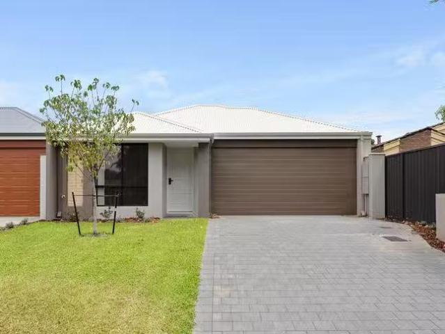 House for rent in Kingsley, Western Australia