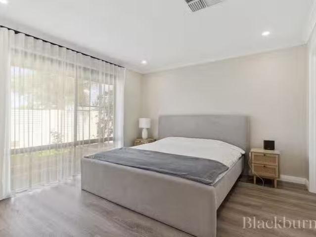 House for rent in Forrestfield, Western Australia