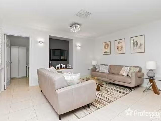 House for rent in Shelley, Western Australia