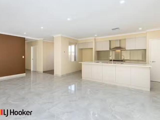 House for rent in Success, Western Australia