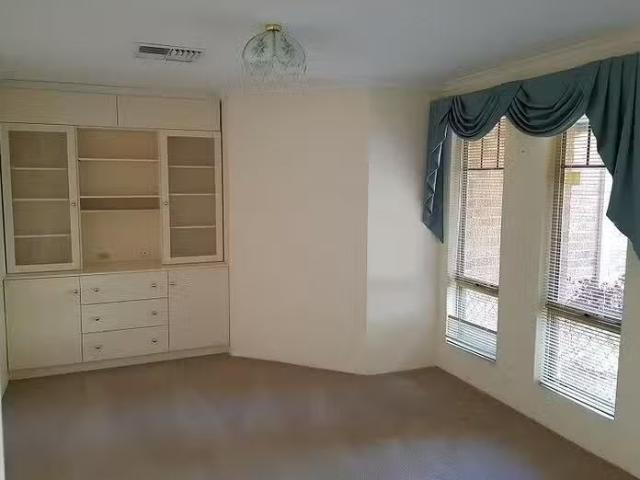 House for rent in Como, Western Australia