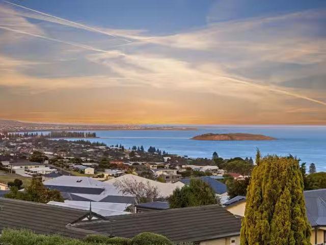House for rent in Encounter Bay, South Australia