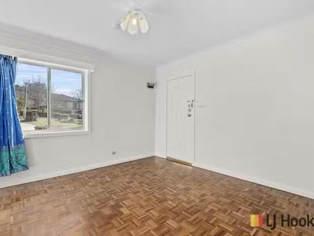 House for rent in Woden, Australian Capital Territory