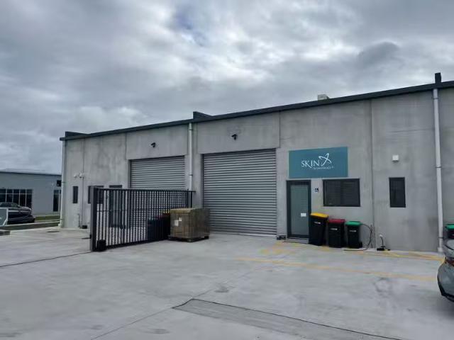 House for rent in Chaslands, Canterbury