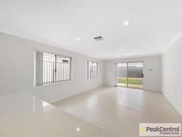 House for rent in Parklands, Western Australia