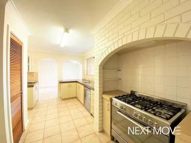House for rent in Spearwood, Western Australia