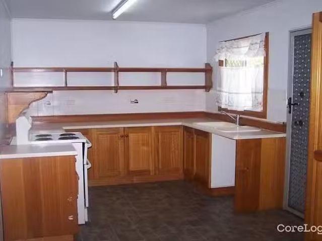 House for rent in Kelso, Queensland