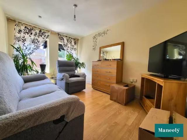 Apartment to rent in Strand, South Tipperary