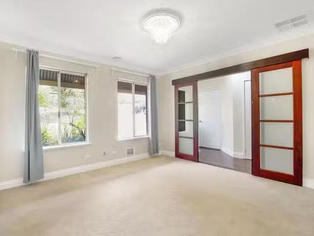 House for rent in Spearwood, Western Australia