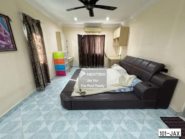 Residential House for sale in Tanjong Sepat, Selangor