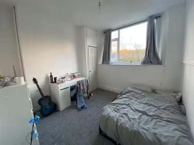 House for rent in Pontypridd, Wales