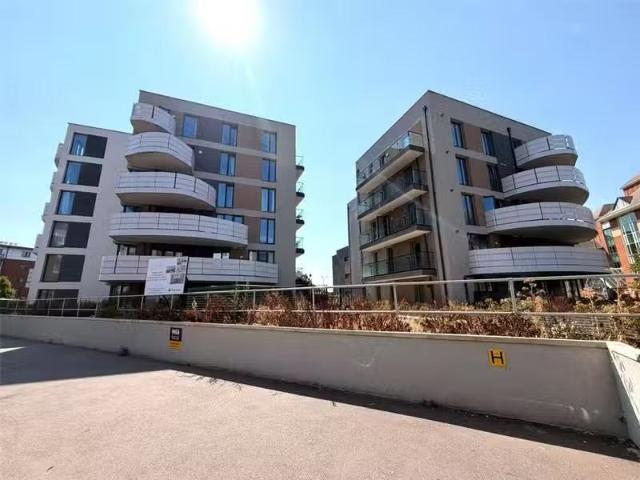 Apartment for rent in Cove, Rushmoor