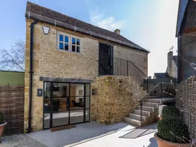 House for rent in Fossebridge, Gloucestershire
