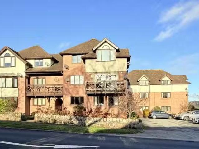 Apartment for rent in Grange, Caldy