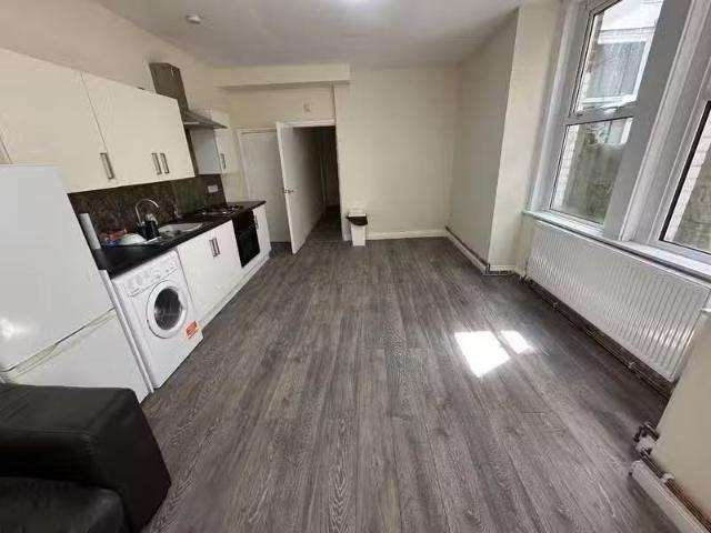 House for rent in Falcon Lodge, Wales