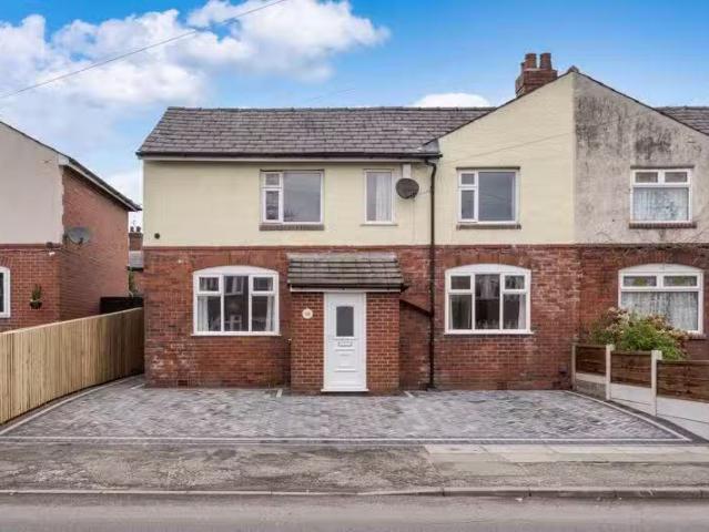 House for rent in Collier Row, Greater London