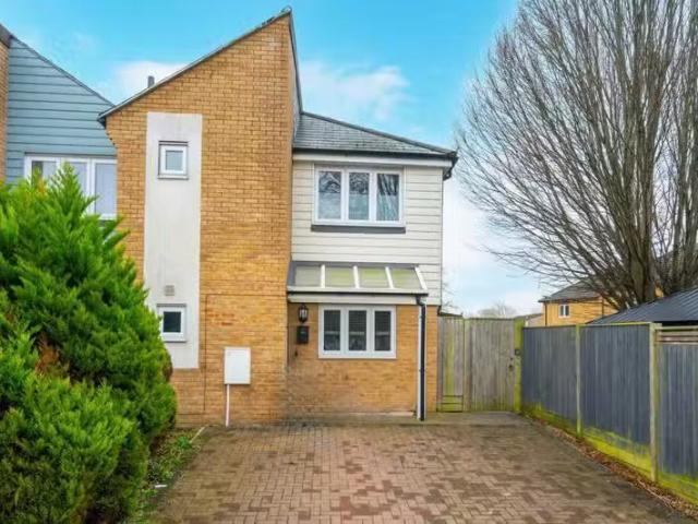 House for rent in Merrow, Guildford