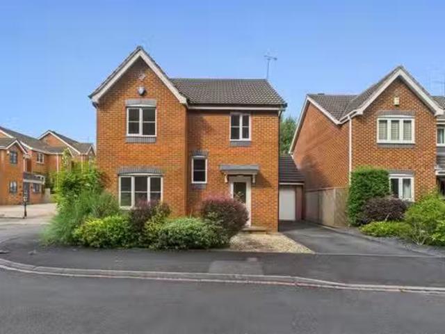 House for rent in London Borough of Croydon, Forestdale