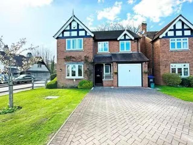 House for rent in Green Close, Warwickshire