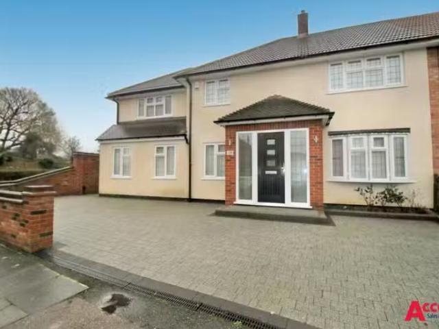 House for rent in Hutton, Navestock Side