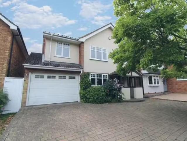 House for rent in Navestock Side, Essex