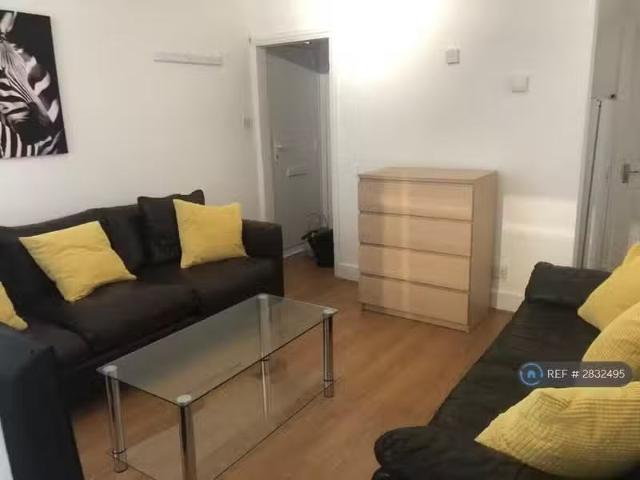 House for rent in Westborough, Surrey