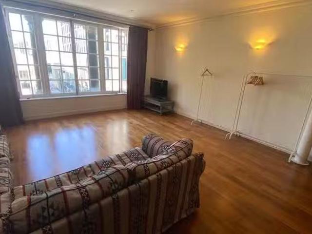 Apartment for rent in Falcon Lodge, Wales