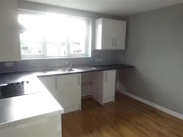 Apartment for rent in Babell, Wales