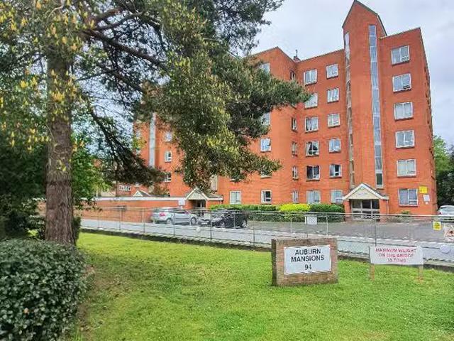 Apartment for rent in Branksome, Poole