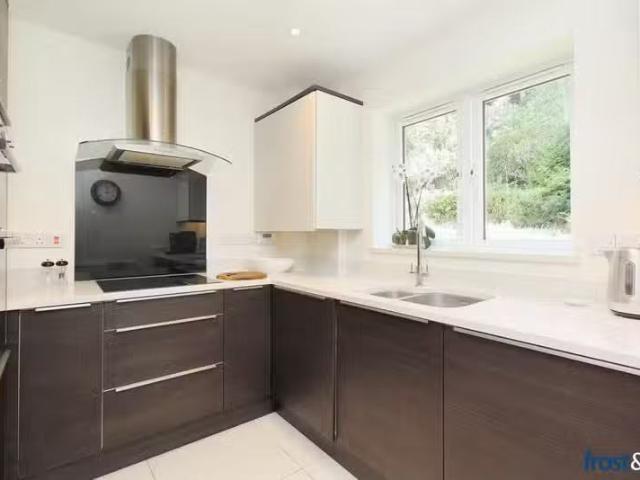 Apartment for rent in Yeading, Greater London