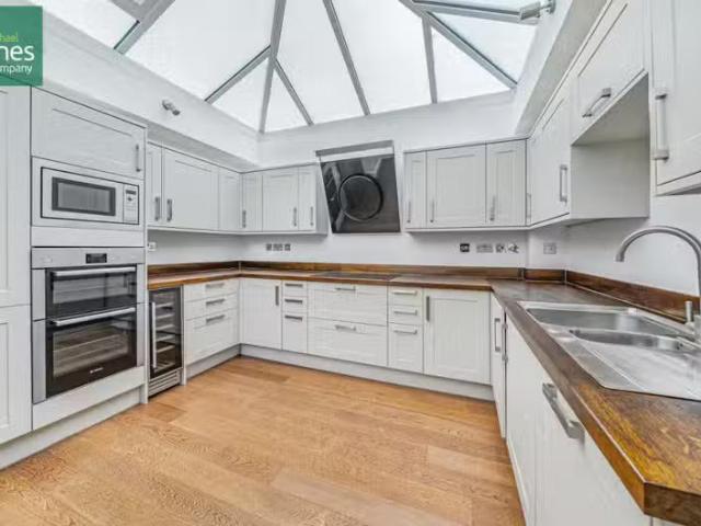 House for rent in Arundel, Clapham