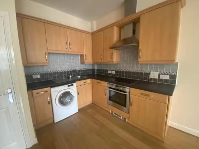 House for rent in Montcliffe, Lee Bank
